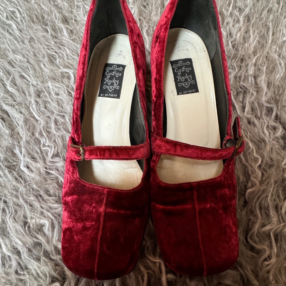 Vintage Cynthia Rowley Cranberry Red Velvet Mary Jane Shoes